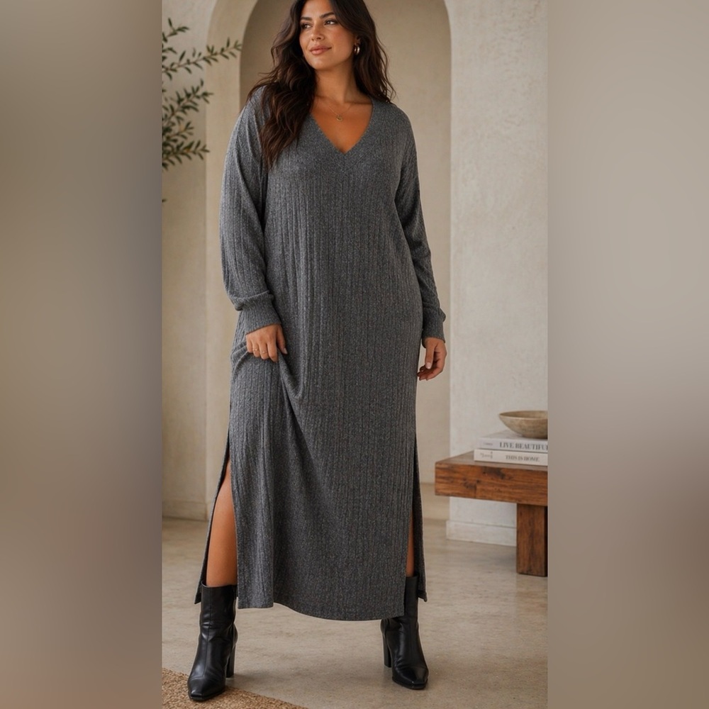 Reitmans Cozy Maxi V-Neck Ribbed Sweater Dress - Dark Gray